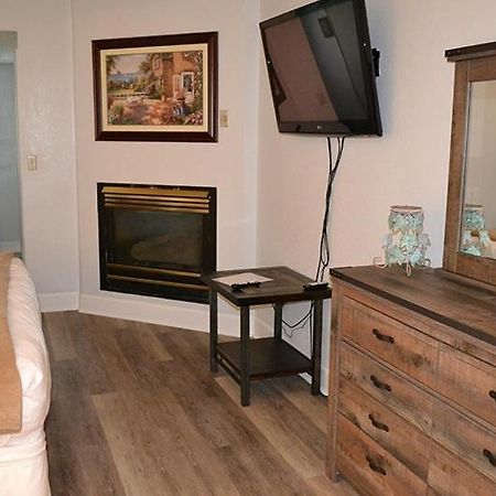 River Place Condos #409 1Bd, 2Bath Pigeon Forge Bagian luar foto